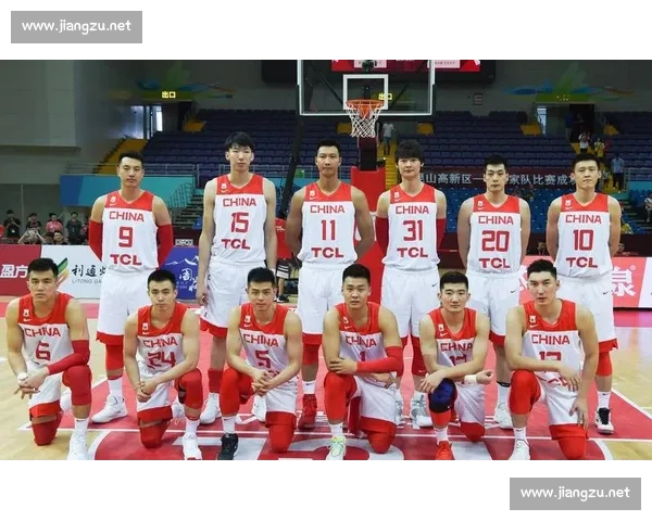 中国男篮冲击世界杯八强之路全面解析 热点赛事前瞻及队员表现分析 中国男篮冲击世界杯八强之路全面解析 热点赛事前瞻及队员表现分析
